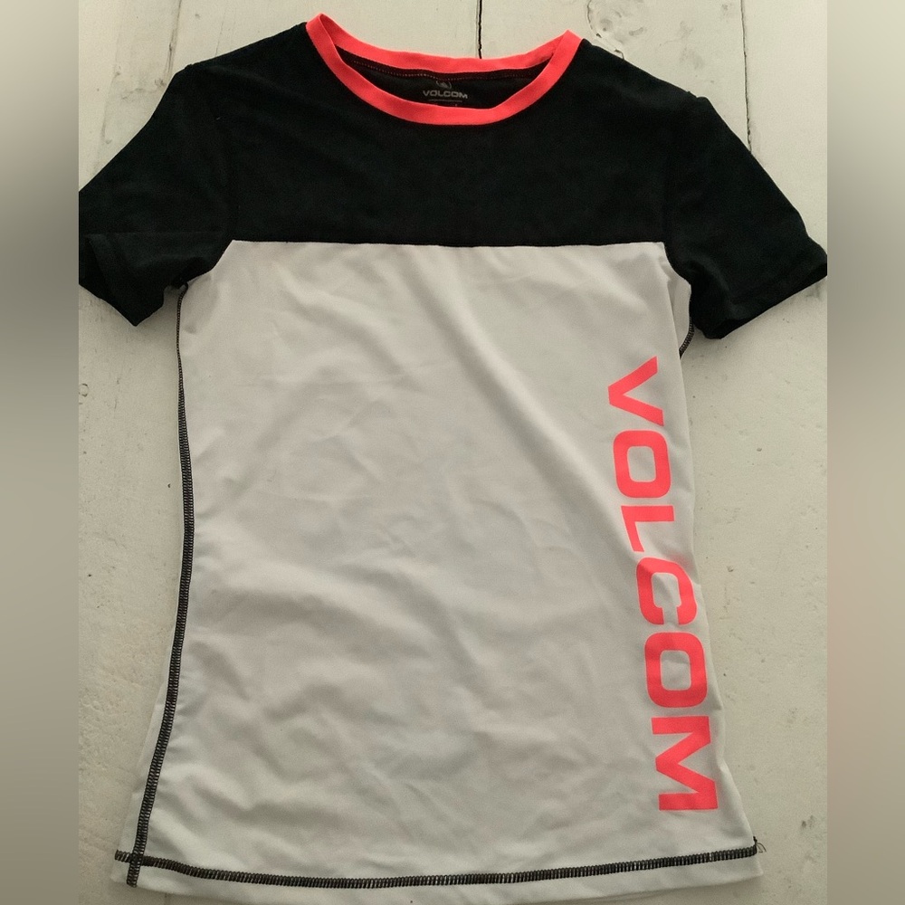 Volcom surf shirt uv top snorkeling swimsuit size small neon